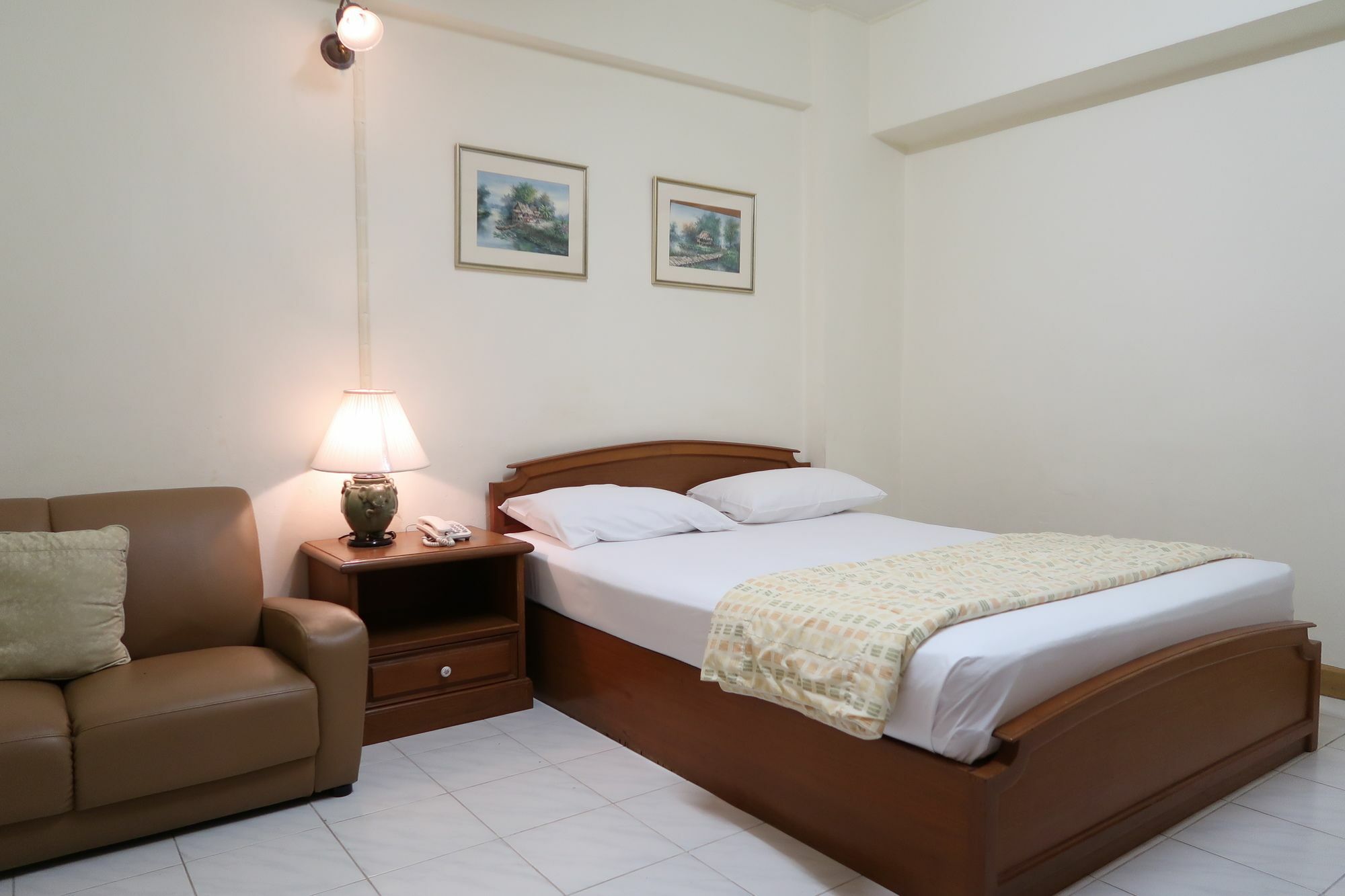 Phawana Sweet Hotel Bangkok Exterior foto